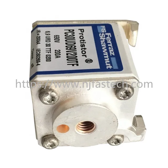 Новый оригинальный плавкий предохранитель 690 А в PC30UD69V200TF цены на hrc