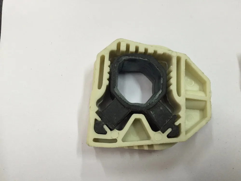 Крепление верхнего и нижнего радиатора 1K0121367C 1K0121367N 1K0121367M для VW Passat B6 B7 Tiguan Eos Golf GTI