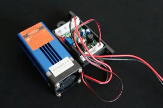 635нм/638нм 500 МВт оранжевый красный лазерный модуль/с воздушным охлаждением TTL