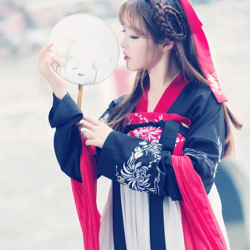 Улучшение костюмов ханьфу Костюм с приталенной юбкой для спокойной погоды |