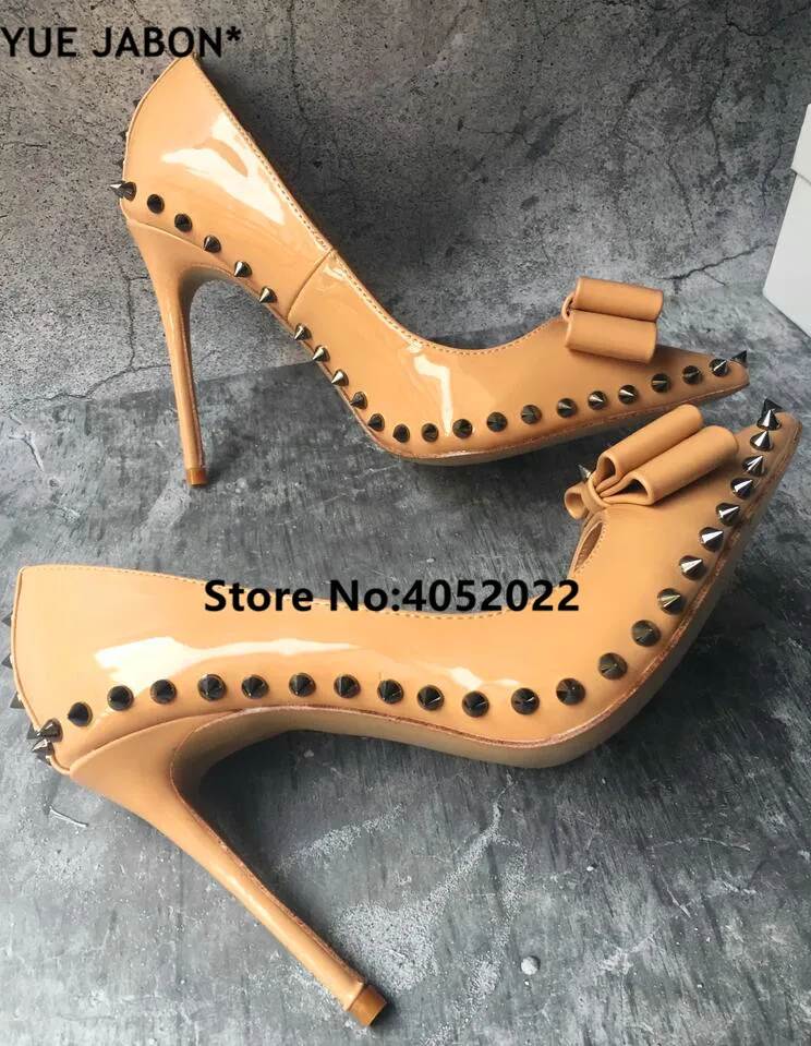 Yue jabon/кожаные туфли телесного цвета на высоком каблуке с заклепками Эксклюзивная