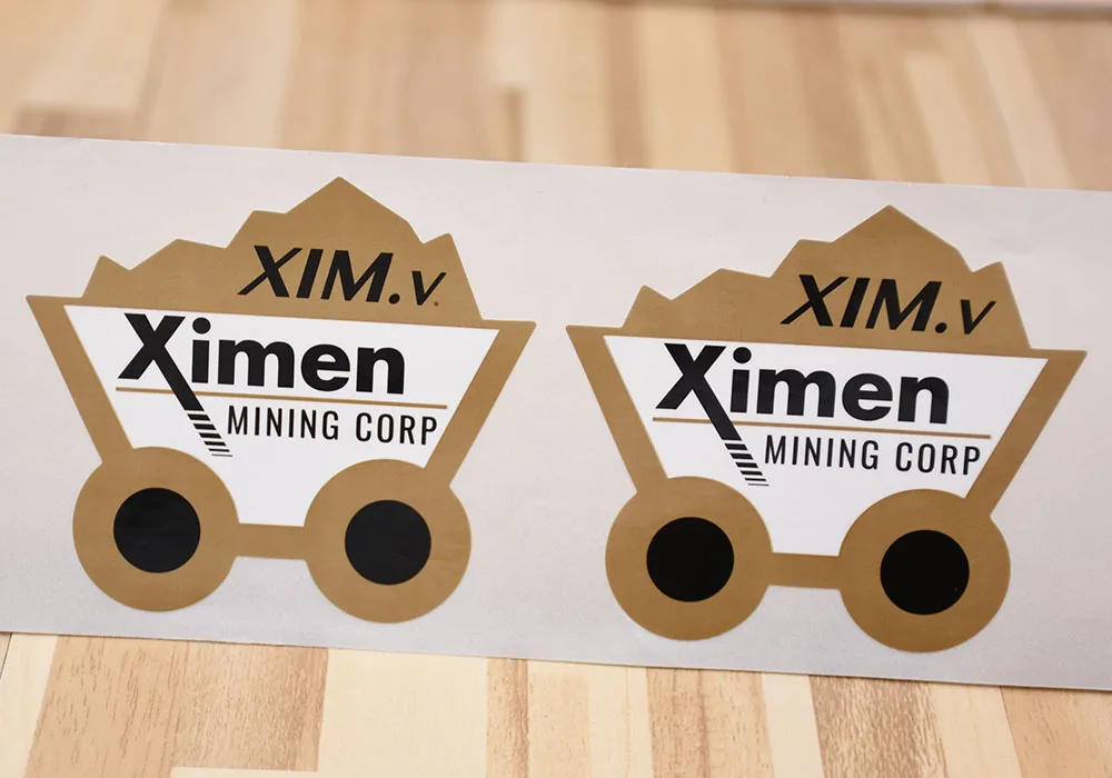 ПВХ/виниловые наклейки индивидуальная форма Шелковый принт черные и золотые