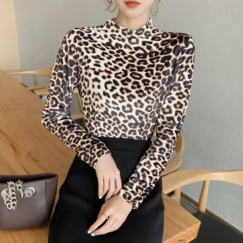 ZuoLunOuBa 2018 осенне-зимняя Новинка Ретро леопардовая Сексуальная футболка с