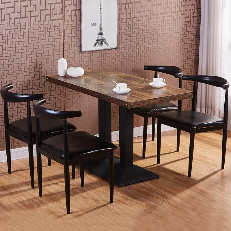600 Железный обеденный стол и стул из имитации массива дерева в скандинавском