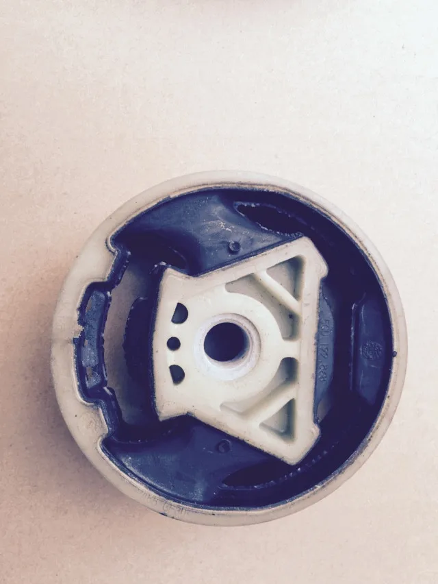 SWIEES 2 шт. переднее верхнее и нижнее Крепление двигателя для VW GOLF 7.MK7 5Q0199867 5Q0 199 867 868 |