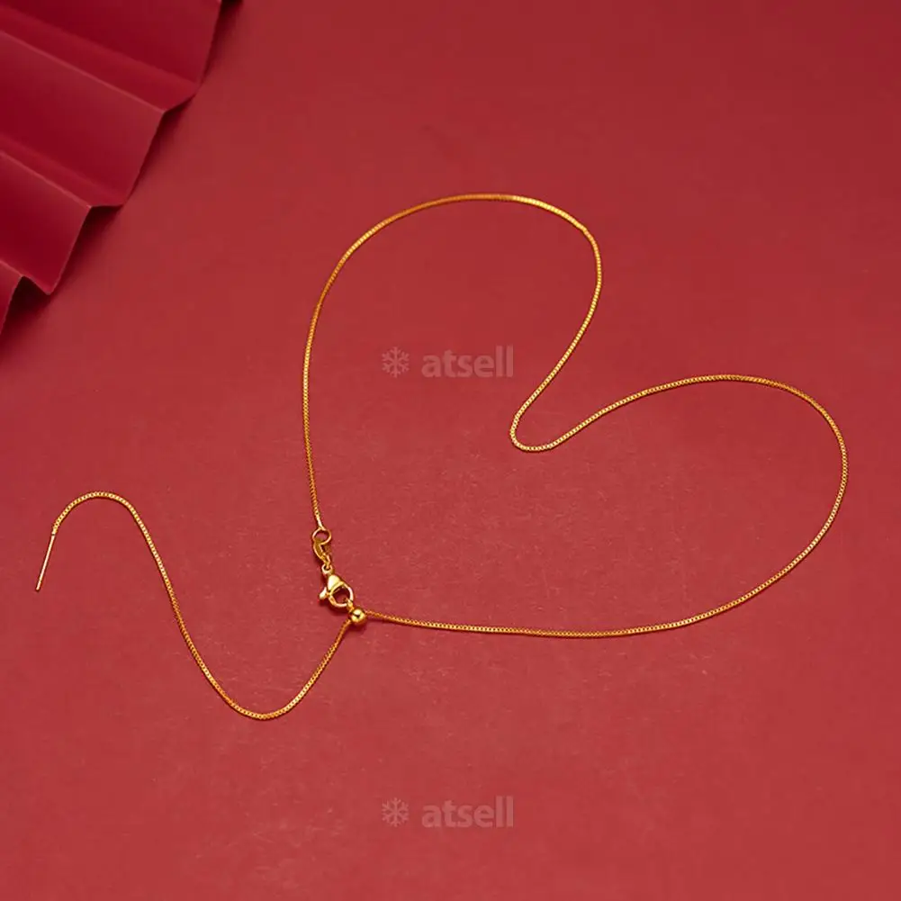 Колье-чокер с подвеской в виде букв |